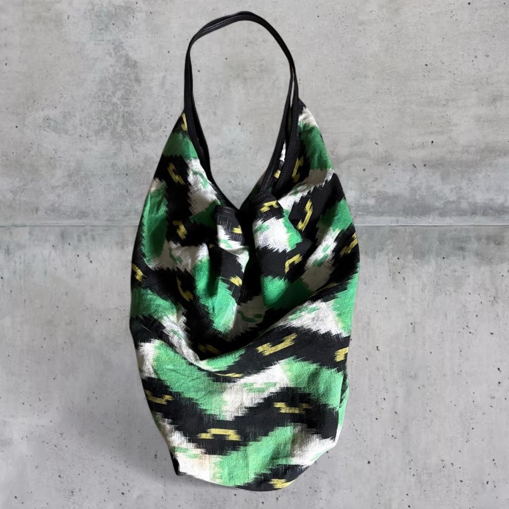 Tylie Malibu Hobo Festival Bag